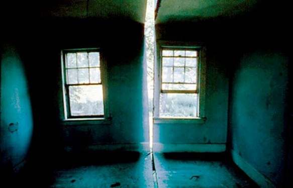 Matta-Clark Splitting 1974 interior