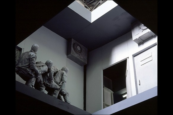 Munoz Double Bind 2001