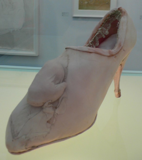 Birgit Jurgenssen, Pregnancy Shoe, 1976