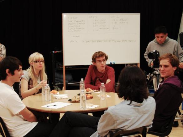 Koki Tanuka, A piano played by five pianists at once, 2012