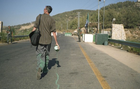 Francis Alÿs, The Green Line, 2004