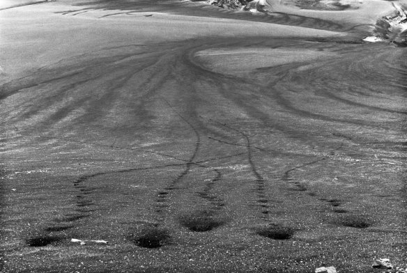 Richard Long, Five Stones, Iceland 1974